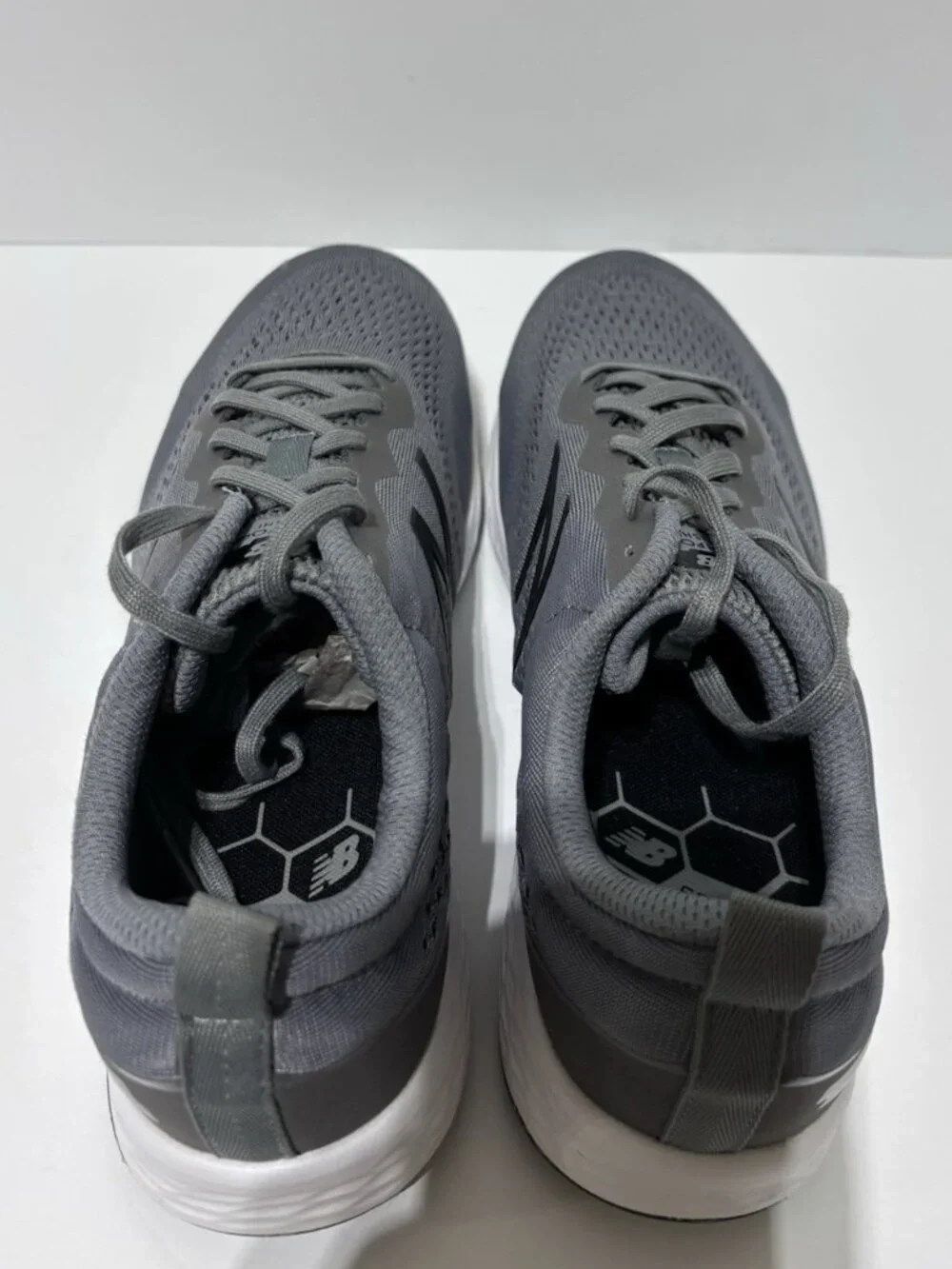 New Balance Men’s Fresh Foam Arishi V3 Gray Running Shoes, Size 10 EEEE